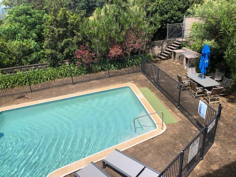 Phoenixonking - Accommodation Mermaid Beach 1