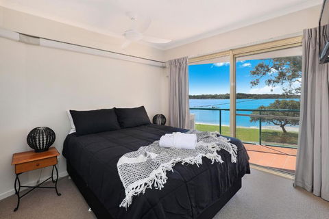 PICNIC7- PICTURE PERFECT PICNIC POINT - Accommodation Mermaid Beach 2