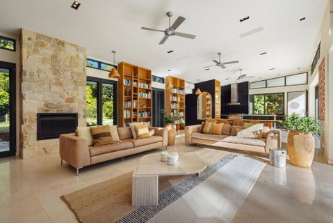 Pine Mountain - Accommodation Mermaid Beach 2