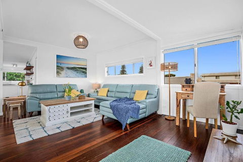 Pipe Dream - River Frontage With Amazing Views - Accommodation Mermaid Beach 3