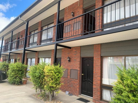 Ploughmans Motor Inn - Accommodation Mermaid Beach 3