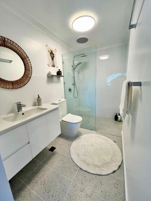 Point Clare - Relax And Unwind - Greenery & Birdsongs - Accommodation Mermaid Beach 2