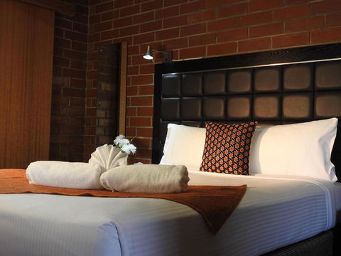 Pooraka Motor Inn - Accommodation Mermaid Beach 0