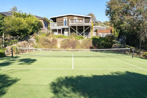 Port Philip Panorama - Bayview Retreat And Pool Bliss - Accommodation Mermaid Beach 3