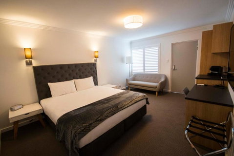 Quays Hotel - Accommodation Mermaid Beach 2