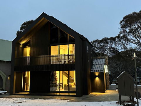 RAM, Alpine Getaways - Accommodation Mermaid Beach 1