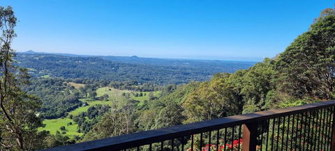 Potters Place Montville - Accommodation Mermaid Beach 2