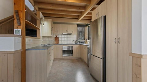 Powderkeg - Accommodation Mermaid Beach 2