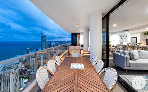 Private Apartments At Circle On Cavill - Q Stay - Accommodation Mermaid Beach 3