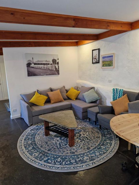 Private Guesthouse - Accommodation Mermaid Beach 0