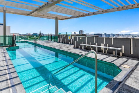 Quattro Apartments - Accommodation Mermaid Beach 2