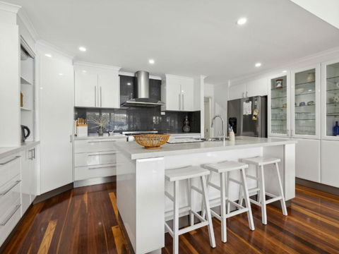 Quay-Largo - Accommodation Mermaid Beach 2