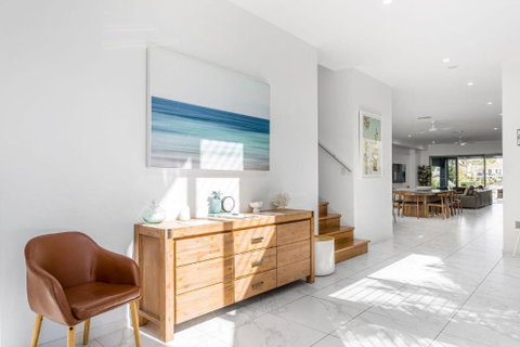 Ray Of Sunshine - Accommodation Mermaid Beach 3
