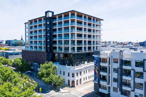 R Hotel Geelong - Accommodation Mermaid Beach 0