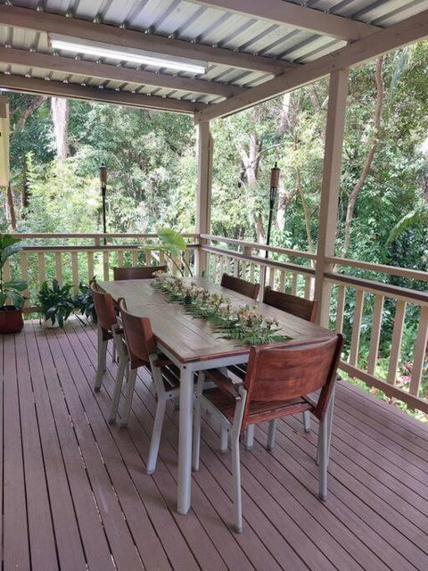 Rainforest Retreat-Fireplace-BBQ-3 Acres- - Accommodation Mermaid Beach 3