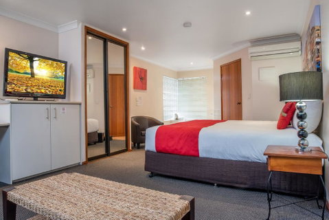 Aspley Carsel Motor Inn - Accommodation Mermaid Beach 0