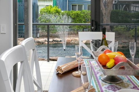 At Rita's - Accommodation Mermaid Beach 1
