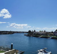 Attached Self Service Waterfront Whole Villa - Sydney - Accommodation Mermaid Beach