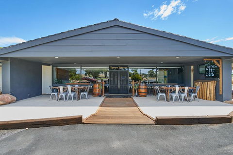 Australian Homestead Motor Lodge - Accommodation Mermaid Beach 1