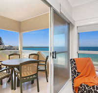 Avalon 3 - views to die for - across the road from convent beach - Accommodation Mermaid Beach
