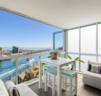 Azure Bliss Family escape opposite beach with heated pool access - Accommodation Mermaid Beach
