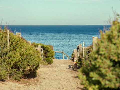 Back Beach Hideaway - Accommodation Mermaid Beach 3