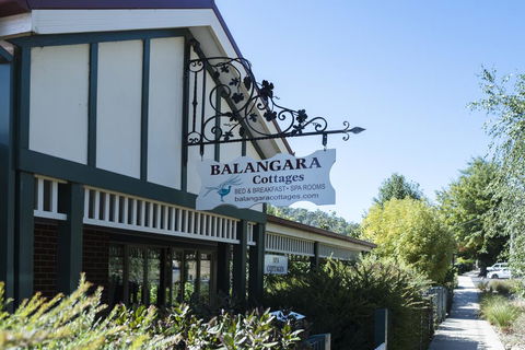 Balangara Cottages - Accommodation Mermaid Beach 0