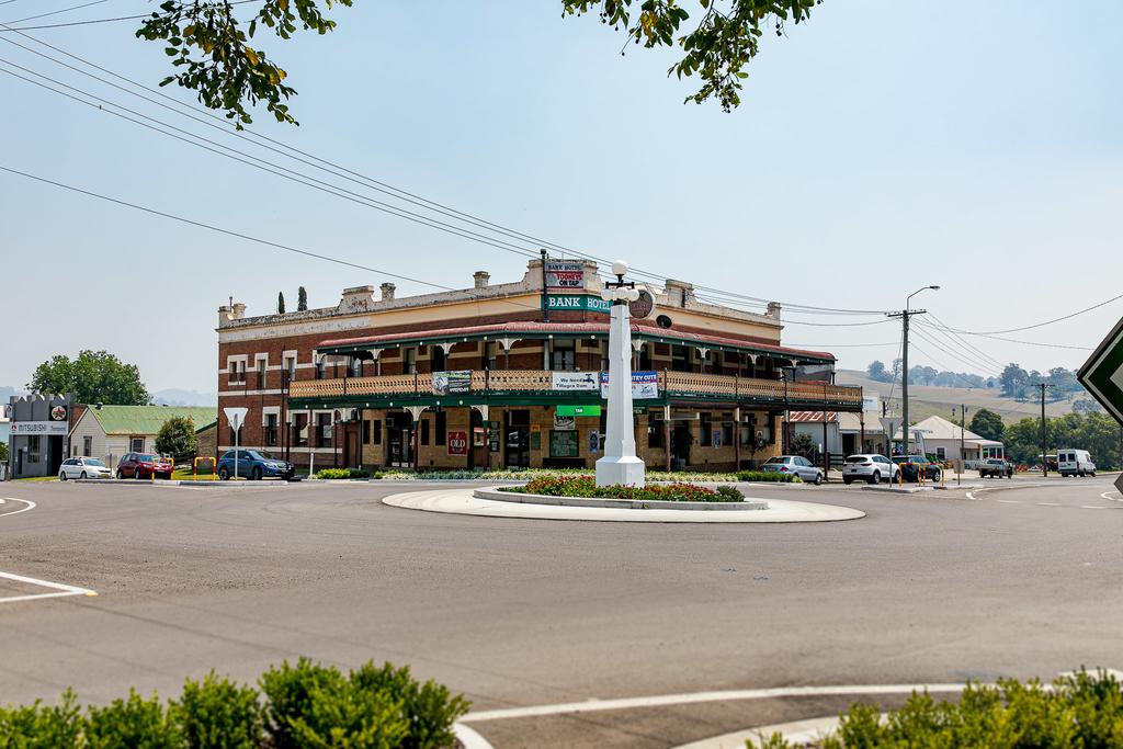 Martins Creek NSW Accommodation Mermaid Beach
