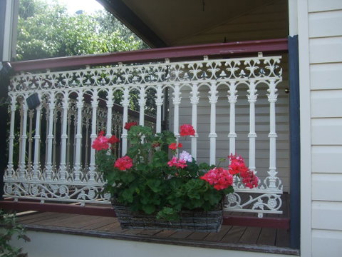 Bannockburn Cottage - Accommodation Mermaid Beach 3
