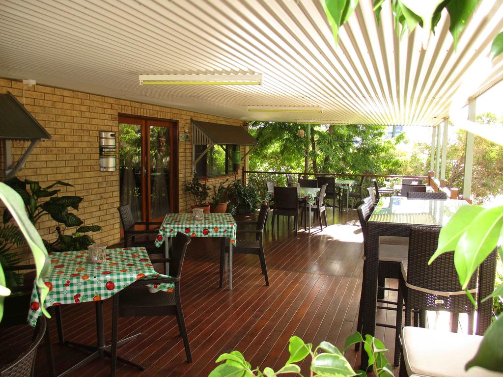 Barcaldine QLD Accommodation Mermaid Beach