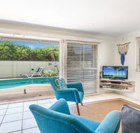 Barefoot in Lennox- WiFi - Foxtel - Pool - Accommodation Mermaid Beach