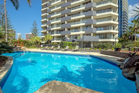 Baronnet Apartments - Accommodation Mermaid Beach 1