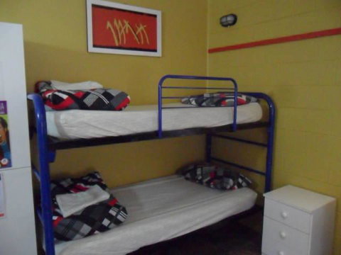 Bateman Bay Holiday Park & Batemans Bay YHA - Accommodation Mermaid Beach 3