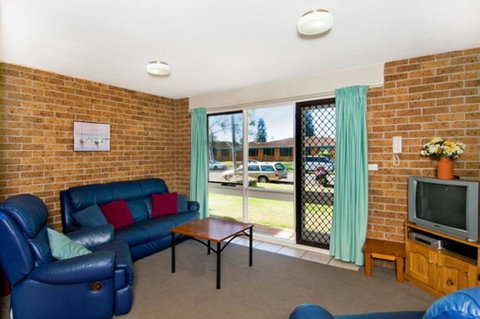 Bay Park Gardens 30 1 Warlters Street - Accommodation Mermaid Beach 3