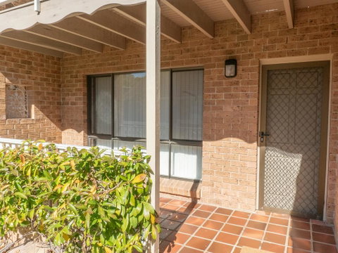 Beach Chalet 3 - Accommodation Mermaid Beach 2