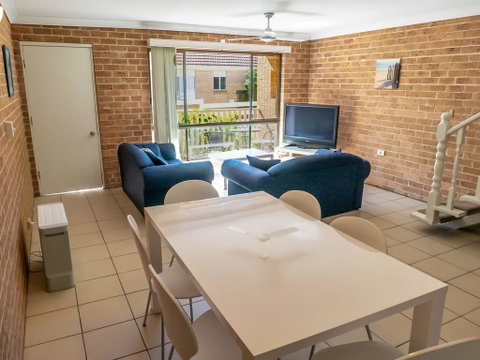 Beach Chalet 3 - Accommodation Mermaid Beach 0