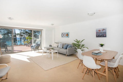 Beach Side Holiday Apartment - Accommodation Mermaid Beach 1