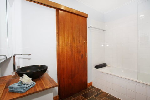 BEACH, SHOPS & FABULOUS VACATION HOME! - Accommodation Mermaid Beach 2