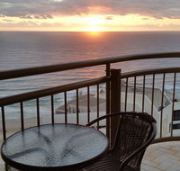 Beachcomber Resort - Official - Accommodation Mermaid Beach