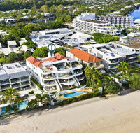 Beachfront luxury Hastings Street - Accommodation Mermaid Beach