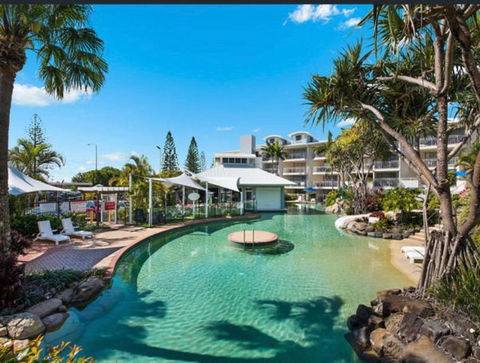 Resort Queen Studio At Alex Beach Resort - Accommodation Mermaid Beach 3
