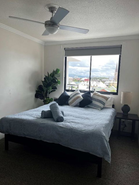 Republic Apartment - Accommodation Mermaid Beach 1