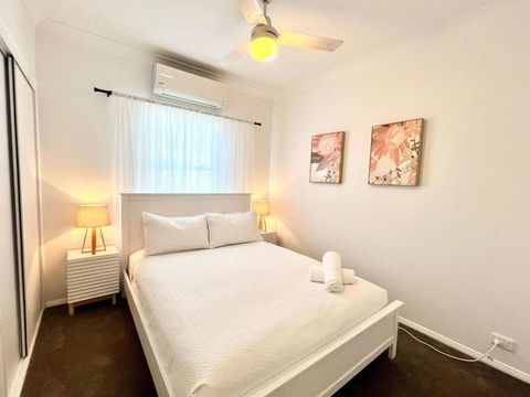 Renovated Queenslander - Upstairs 2km To Stadium - Accommodation Mermaid Beach 3