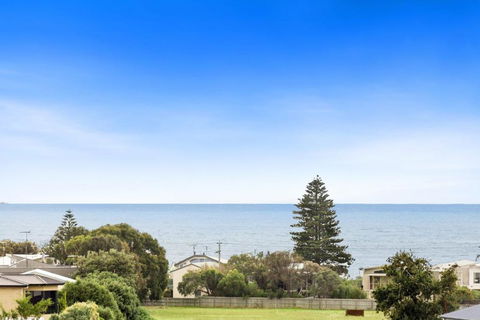 Red Salt - Accommodation Mermaid Beach 3