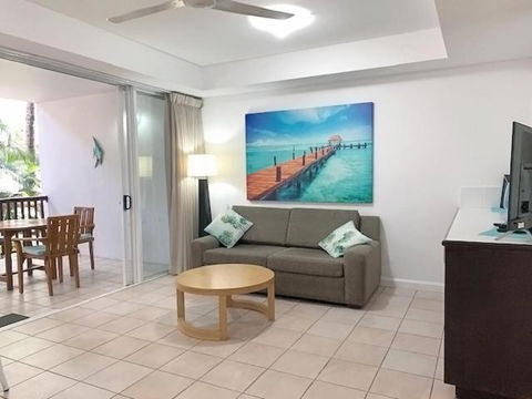 REEF RETREAT APARTMENTS PALM COVE Unit 12 - Accommodation Mermaid Beach 1