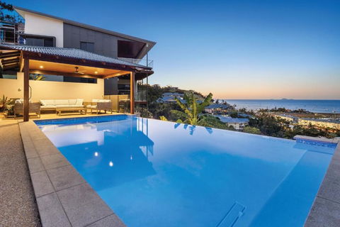 Relax & Daydream At 2 Elementa - Accommodation Mermaid Beach 0