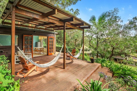 Retreat W Pool On Acreage - Accommodation Mermaid Beach 0