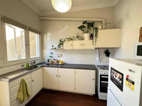 Retro Apt 6 Mins To Victoria Quay - Accommodation Mermaid Beach 1
