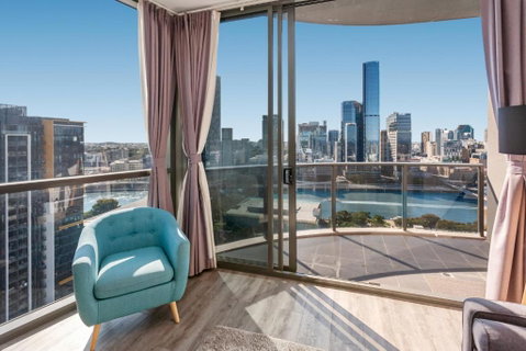 River-View Unit With Rooftop Pool Near Museums - Accommodation Mermaid Beach 2