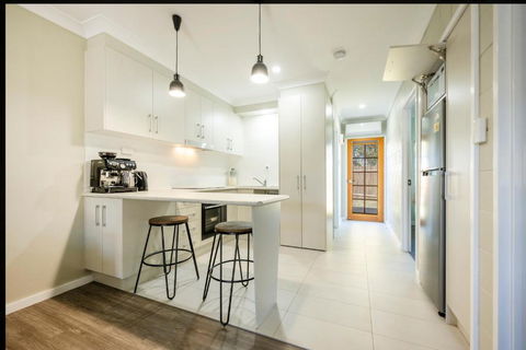 Riverdale Boutique Townhouses No 12 - Accommodation Mermaid Beach 3